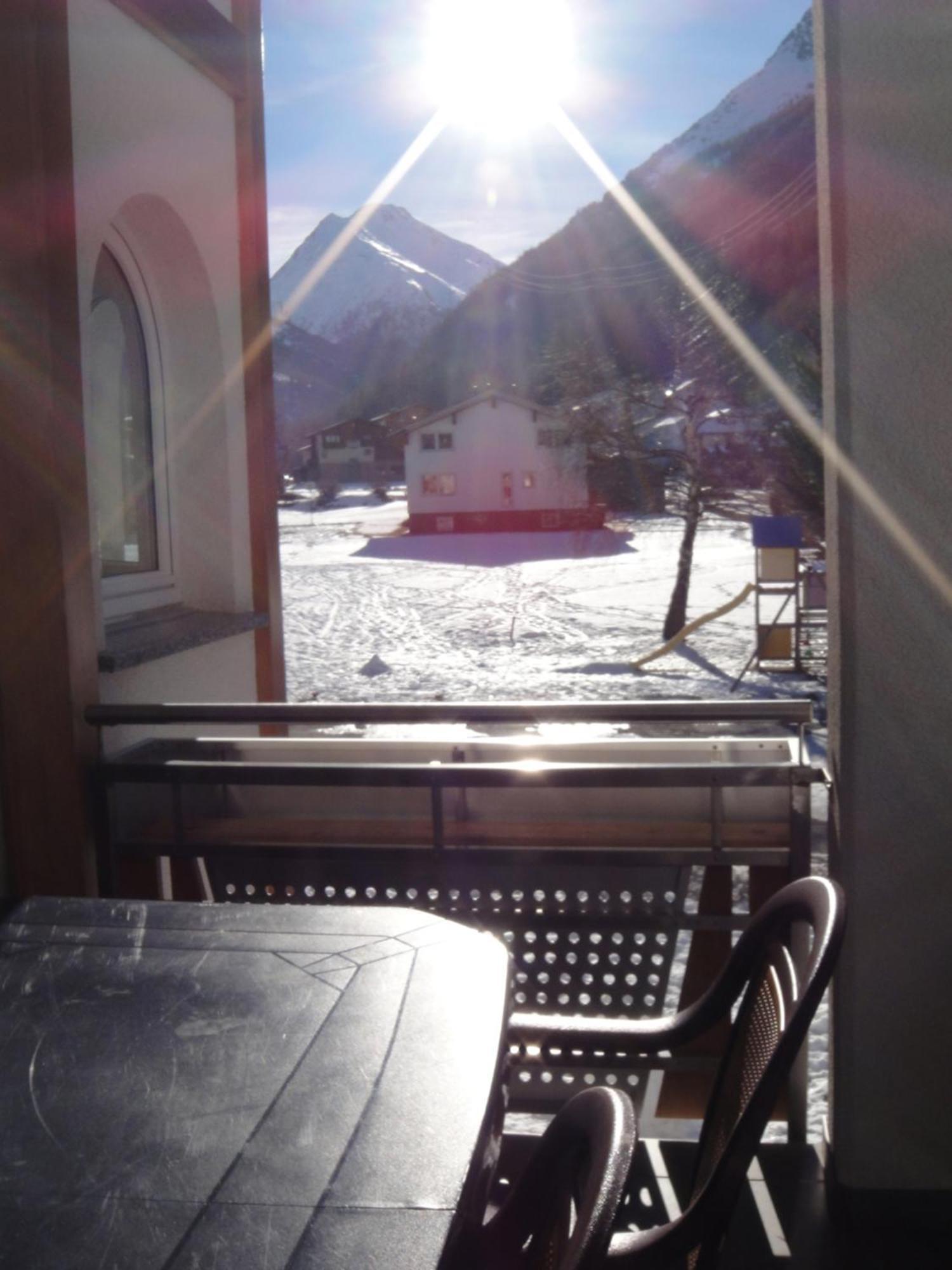 Ferienwohnung Haus Alpenstern Saas-Grund Zimmer foto